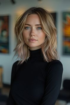 15 Elegant Wavy Hairstyles for Medium Hair Gradual Blonde Hair, Collarbone Length Hair For Fine Hair, Blond Hair Styles For Medium Length Hair, Medium Short Blonde Hairstyles, Medium Blonde Short Hair, Long Bob Hairstyles Balayage, Medium Blonde Bobs Fine Hair, Short Shaggy Blonde Hair, Short Dark Blonde Hair With Bangs