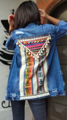 Perfume Chanel, Boho Denim, Tomboy Style Outfits, Upcycled Denim, Tomboy Fashion, Festival Fashion, Boho Outfits, Jean Jacket, Casual Shirts