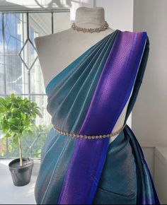 Indian Tricolor Saree, Traditional Sarees For Wedding, New Pattu Sarees, Sarries Design, Purple Pattu Saree, South Indian Wedding Outfits, Saree Styles Wedding Traditional, South Indian Outfits, South Indian Saree Look