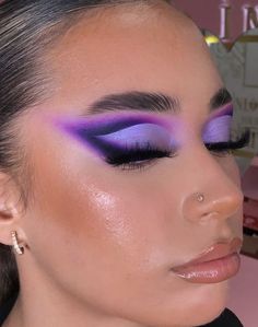 Tv Makeup, Circus Makeup, Makeup 2024, Purple Makeup Looks, Birthday Makeup Looks, Makeup Ojos, Eye Makeup Styles, Graphic Makeup