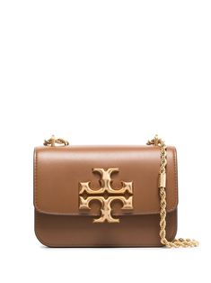 brown leather gold-tone hardware signature Double T motif foldover top sliding chain-link shoulder strap internal zip pocket slip pocket to the front Designer Handbag Storage, Tory Burch Crossbody Bag, Handbag Storage, Convertible Crossbody Bag, Shoulder Bag Brown, Tory Burch Handbags, Bag Trends, Designer Shoulder Bags, Tory Burch Bag