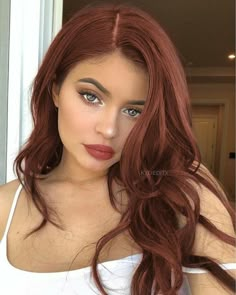 Red Hair Makeup, Jenner Hair, Redhead Makeup, Light Pink Hair, Hair Color Auburn, Long Red Hair