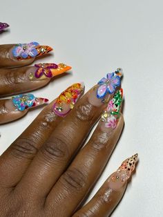 3d floral nails by thenailestro on ig #nailart #nails 3d Floral Nails, Cool Nail Ideas, 3d Nail Art Designs, Soft Glam Makeup, Gel Nail Design, 3d Nail, 3d Nail Art, Floral Nails, Long Acrylic Nails