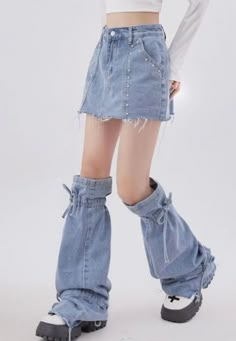 Vestiti In Jeans, Denim Short Skirt, Cool Denim, Korean Clothes, Skirt Denim, Mode Inspo, Denim Short, Really Cute Outfits, Kawaii Clothes