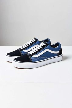 Vans Classic Old Skool, Shoes Vans, Hype Shoes, Cool Shoes, Vans Shop, Trendy Sneakers