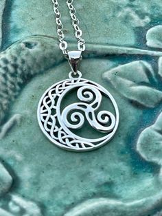 Beautiful sterling silver Celtic knot pendant necklace with sterling silver chain.  This beautiful sterling silver Celtic pendant is very lightweight and striking. It  has  intricate Celtic knot symbols and is solid sterling silver. The chain is 18 inches long and is also sterling silver.  This pendant is 1 inch in diameter and the sterling silver chain is 18 inches long.  All my jewelry comes gift boxed with a custom Shelly Mariposa Design butterfly card ready for gift giving, whether it is a g Celtic Jewellery, Celtic Knot Pendant, Design Butterfly, Butterfly Card, Celtic Pendant, Celtic Style, Irish Jewelry, Jewelry Sterling Silver, Celtic Jewelry