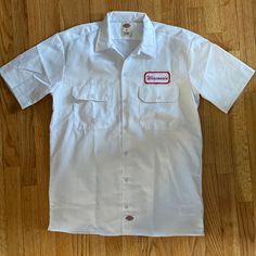 Dickie's button down short sleeve work shirt with Wisconsin name plate patch for a vintage grungy look. Vintage Short Sleeve Button Up, Short Sleeve Button Up Men, Hoodie Design Ideas, Dickies Shirt, Brand Ideas, Queer Fashion, Shirt Design Inspiration, Button Down Short Sleeve, Work Uniforms