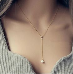 Kalung Choker, Small Heart Necklace, Pearl Drop Pendant, A Necklace, Jewelry Outfit, Pearl Pendant Necklace, Girly Jewelry, Simple Necklace, Gold Jewelry Fashion