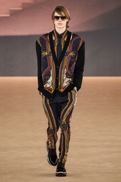 Balmain Fall 2020 Menswear Collection - Vogue Menswear 2020, Balmain Dress, Balmain Men, 2016 Menswear, Mens Attire, Menswear Fashion Show, Vogue Magazine