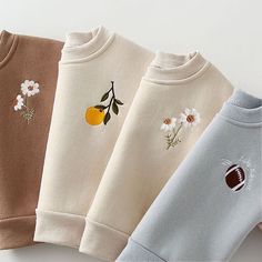 Machine Embroidered Clothes, Selling Ideas, Fleece Outfit, Online Selling, Matching Sweatshirts, Sweat Shirts, 자수 디자인, Spring Baby