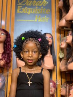 This wigs is an excellent way to help kids celebrate and embrace their natural hair textures in a fun, creative way.✅ We used soft, non-irritating materials, both for the hair and the wig cap, to ensure comfort on a child's sensitive scalp.✅ Made very  lightweight so that your kids  don't feel heavy or uncomfortable if she choose to  wear for extended periods.✅ Many adjustable straps was placed in the  caps to fit different head sizes securely without causing discomfort.✅ CLOSURE WIG✅ SPECIALLY Afro Kids Hairstyles, Frontal Braided Wig, Hair Frontal, Made For Kids, Kids Head, Hair Textures, Natural Hairstyles For Kids, Afro Wigs, Braided Wig