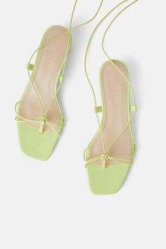 Shoes 2023, Shoes Photography, Beautiful High Heels, Trending Sandals, Zara Leather, Leather Heels Sandals, Green Shoes, Casual Sandals, Ankle Strap Sandals