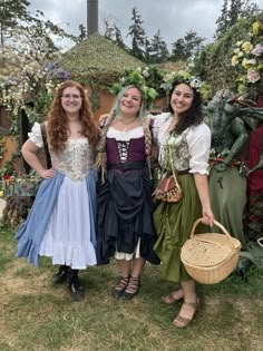 Medieval Fair, Girly Fits, Medieval Woman, Wedding Party Outfits, Outfit Ideas For Women, Disney Inspired Outfits, Halloween This Year