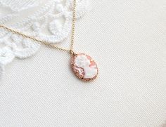 Cameo Necklace Bridal Vintage Style Cameo Necklace Resin - Etsy South Korea Shabby Chic Jewelry, Blue Sapphire Studs, Jewelry Materials, Necklace Resin, Necklace Bridal, Cameo Necklace, Sapphire Earrings, Chic Jewelry, Bridal Pearls