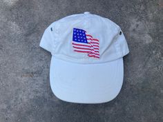 Vintage 90's USA Flag Strapback Hat by Headshot It's in good condition Strapback Hats, Usa Flag, Trucker Cap, Caps Hats, Vintage 90s, Accessories Hats, Flag, Bathing Beauties, Baseball