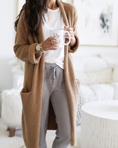 Wfh Outfits, Chic Loungewear, At Home Outfits, Work From Home Outfit, Loungewear Outfits, Lounge Outfit, Cozy Loungewear, Lazy Day Outfits, Casual Cardigans