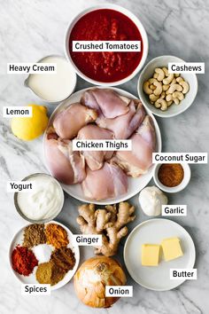 the ingredients to make this chicken dish are shown