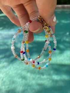 Adjustable Bracelet With Colorful Beads, Adjustable Colorful Beaded Bracelets, Cute Colorful Handmade Beaded Bracelets, Adjustable Colorful Beaded Bracelet, Casual Colorful Beaded Bracelets, Two Color Bracelet, Cool Beaded Bracelets, Homemade Beaded Bracelets, Beaded Bracelet Patterns Tutorials