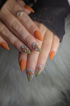 Spring Halloween Nails, Floral Halloween Nails, Ghost And Flower Nails, Witchy Spring Nails, Spring Witch Nails, Witchy Summer Nails, Spooky Spring Nails, Summer Halloween Nails, Gothic Spring Nails