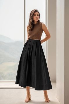 Black Linen Skirt, Linen Long Skirt, Linen Midi Skirt, A Line Skirt, Womens Linen Skirt, Pleated Linen Skirt, Custom Skirt, Xiaolizi 4917 - Etsy Linen Skirt Outfit Summer, Black Linen Skirt Outfit, All Black Chic Outfit, Linen Long Skirt, Midi Rock Outfit, Black Linen Skirt, Custom Skirt, Travel Skirt, Winter Mode Outfits