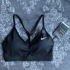 Nike Sports Bra Outfit, Sports Bras Outfits, Nike Bras, Cute Highschool Outfits, Nike Bra, Sports Bra Outfit, Bra Outfit, Cute Sports Bra