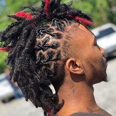 Mohawk Dreads, Mens Dreadlock Styles, Men With Locs, Loc Ideas, Dread Hairstyles For Men, Mohawk Hairstyles Men, Dreadlocks Styles, Braided Dreadlocks, Mohawk Styles