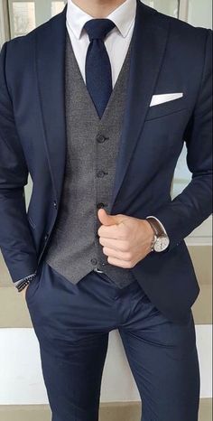 Mens Business Casual Outfits, Formal Men Outfit, Stylish Men Casual, Designer Suits For Men, Mens Casual Dress Outfits, Men Stylish Dress