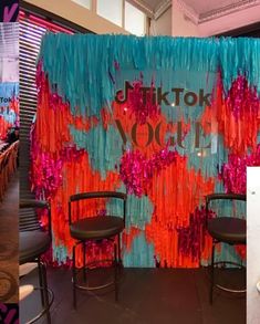 two pictures with chairs in front of a backdrop that says juktok yogurt