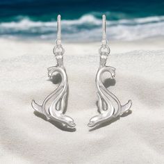 SEA LION GIFTS FOR SEA LION LOVERS- Sea Lions are social, intelligent and playful marine mammals. Unlike seals, sea lions have external ears. These beautifully realistic sea lion charms are approximately 1.25"  including the wire making them great for everyday wear. This is an incredibly special gift idea for ocean lovers. You found the perfect sea life gift PRIDE IN OUR PRODUCTS- This beachy gift for her includes a quality pair of  premium seal earrings with sterling silver ear wires and rubber Seal Earrings, Beachy Earrings, Lion Earrings, Lion Charm, Lion Gifts, Cute Seals, Silver Sea, Seal Gifts, Nickel Free Jewelry