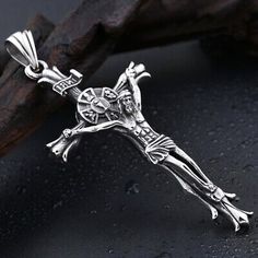 Pendent Size: 3.3cm (H) x 6.6cm (W). -High Quality: Our Jewelry made of quality stainless steel, durable, perfect to keep as daily jewelry. Catholic Cross Necklace, Cross Pendant Necklace Men, Shark Earrings, Bracelet Viking, Surfer Necklace, Viking Necklace, Jewelry Chain, Mermaid Necklace, Style Punk