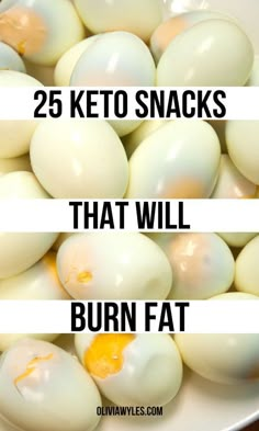 You will love these Keto snack ideas for your Ketogenic Diet. These are the easiest low carb snacks that will help you stay in ketosis and lose weight fast. #oliviawyles #keto #ketosis #sugarfree #atkins #ketogenic Ketone Recipes, Easy Keto Meal Plan, Breakfast Low Carb