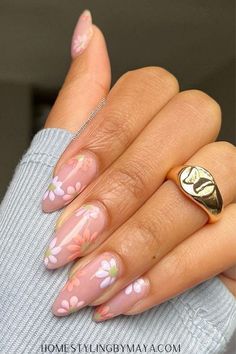 Spring nails 2024 spring nails Spring nails inspiration Spring nails designs floral spring nails Short spring nails Spring nails ideas Simple spring nails Simple spring nails ideas spring nail designs Spring gel nails Simple Spring Nails, Home Styling