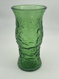 Vintage Emerald Green Crinkle Textured Glass Vase 9.75" Tall. Glass Texture, Emerald Green, Glass Vase, Emerald, Vase, Things To Sell, Texture, Glass, Green