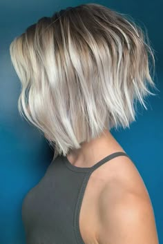 Blonde Hair With Pop Of Color Short, Above Shoulders Bob, Dramatic Inverted Bob, Summer Blonde Balayage Short Hair, Shaggy Bob For Fine Hair 2023, Funky Bangs, Graduated Bob Haircuts Short, Blonde Balayage Bob Short, A Line Bob Short