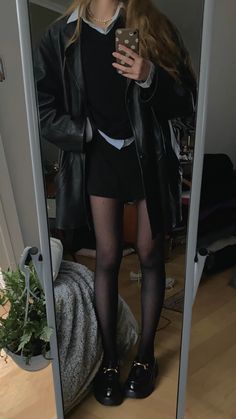 Witch Style Outfits, Black Skirt Outfit Aesthetic, Sixthform Outfits, Outfit Ideas Layering, Skirt And Tights Outfit, Black Leather Jacket Outfit, Skirt Outfits Aesthetic, Skirt Coat, Short Skirts Outfits