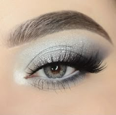 Black And Silver Eye Makeup, 2000 Makeup, Anna Makeup, Witchy Makeup, Grey Eye Makeup, Vampire Bride, Soft Eye Makeup, Grey Makeup