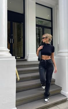 Los Angeles Outfits, Aritzia Outfit, Rich Style, Models Style, Women Dress Online, Sophisticated Outfits, Cute Fall Outfits, Cute Everyday Outfits, Daily Outfits