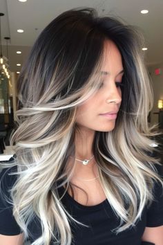 Dark Brown And Ash Blonde Hair, Blond Hair On Top Dark Underneath, Lived In Balayage Dark Roots, Blonde Melted Root, Dark Roots Blonde Ends, Western Hair Color, Ombre Hair Brunette, Hair Colora, Face Framing Highlights