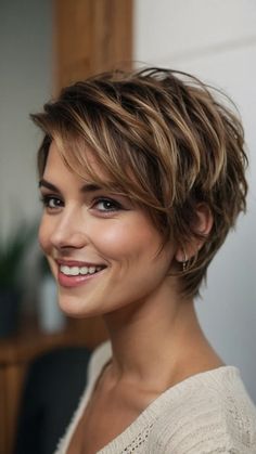 Discover 15 Trendy Short Hairstyles Perfect for Women! 39 Wispy Side Bangs Short Hair, Very Short Hair Color Ideas, Short Length Hair Styles, Haircuts For Round Faces Short, Short Hairstyles For Round Faces, Short Haircuts With Bangs, Short Hair Model, Chic Short Hair, Short Hair Images