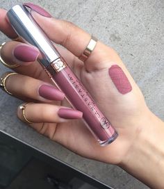 Nails And Makeup, Lipstick Shades, Lipstick Makeup, Makeup Goals, Beauty Stuff, Love Makeup, Make Me Up, Pink Lips, Make Up Ideas