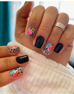 Unique Nail Ideas Creative, Beauty Hacks Nails, Sassy Nails, Broken Nails, Her Nails, Nails 2023, Short Acrylic Nails Designs