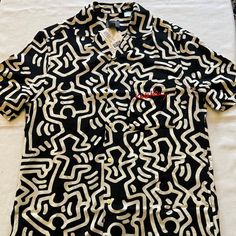 Keith Haring Casual Short Sleeve Button Down New With Tag Authentic And Licensed Merchandise Released By H&M Regular Fit Left Front Pocket 100% Viscose Feels Very Soft And Silky Light And Cool Material Please Choose Between Xs, S, M, L, Xl Or Xxl ***Completely Sold Out At Stores And Online*** Price: Firm (No Offers Please) Pink Check Shirt, Black Button Down Shirt, New York Mens, H&m Shirts, Button Down Short Sleeve, Black Long Sleeve Shirt, Mens Stripes, Tommy Hilfiger Shirts, Men's Button Down Shirt