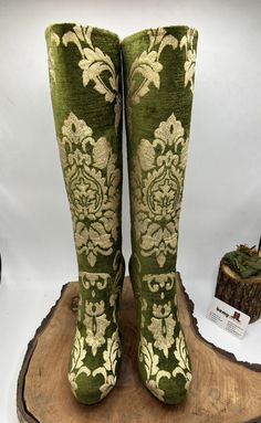 This is genuine leather made to order very chic green boots.  İnterior lining is natural leather. Outside lining is special tapestry.  There is heel approx. 4 inches. Custom made. İf you need wider calf please send us your calf circle measure from widest part.  Knee high boots. ( For same boots longer or shorter please messages me ) We have door to door express shipping.  For wholesale and other questions please contact with us.  bemyboots.etsy.com Thank You Funky Heels Unique, Unique Cowboy Boots, Interesting Boots, Green Knee High Boots, Fairy Boots, Funky Boots, 70s Boots, Green Tapestry, Unique Boots