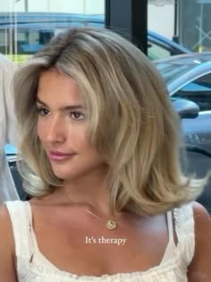 Bob Inspiration, Corte Bob, Hair Inspiration Short, Let Your Hair Down, Favorite Hairstyles, Blonde Bobs, Blonde Bob, Hair Colour, Down Hairstyles