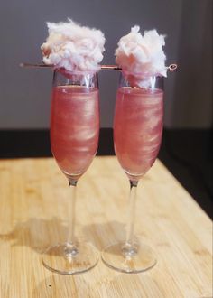 Pink drink, pink shimmer, candyfloss, girly, pink cocktail, pink candyfloss, pretty cocktail, prosecco shimmer Pink Foods, Pink Drinks, Alcohol Drink Recipes, Pink Birthday