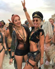 Love Burn Outfits, Burningman Outfits Woman, Africa Burn Outfits, Burning Man Outfits Women, Burn Outfits, Burningman Fashion, Africa Burn, Burning Girl, Men Festival Outfit