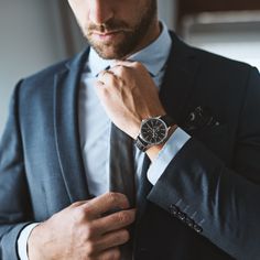 Smart Casual Dress Code, Best Mens Cologne, Antisocial Personality, Sense Of Entitlement, Dress Code Casual, Smart Casual Dress, Estilo Real, Personality Disorder, Stylish Watches