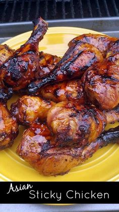 Asian Sticky Chicken, Sweet Chili Wings, Barbecue Seasoning, Sticky Chicken, Chicken Drumstick Recipes, Drumstick Recipes, Chicken Pieces, Wing Sauce, Sesame Chicken