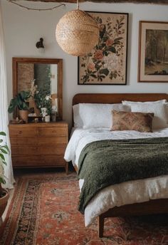 Eclectic Transitional Bedroom, Lived In Bedroom Aesthetic, Eclectic Bedroom White Walls, Boho Traditional Bedroom, Vintage Earthy Bedroom, Simple Cottagecore Bedroom, Mid 20s Bedroom Ideas, Small Eclectic Bedroom, Rustic Eclectic Home