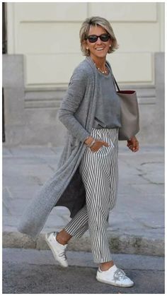 Mode Over 50, Cute Sweater Outfits, Stylish Outfits For Women Over 50, Cute Sweater